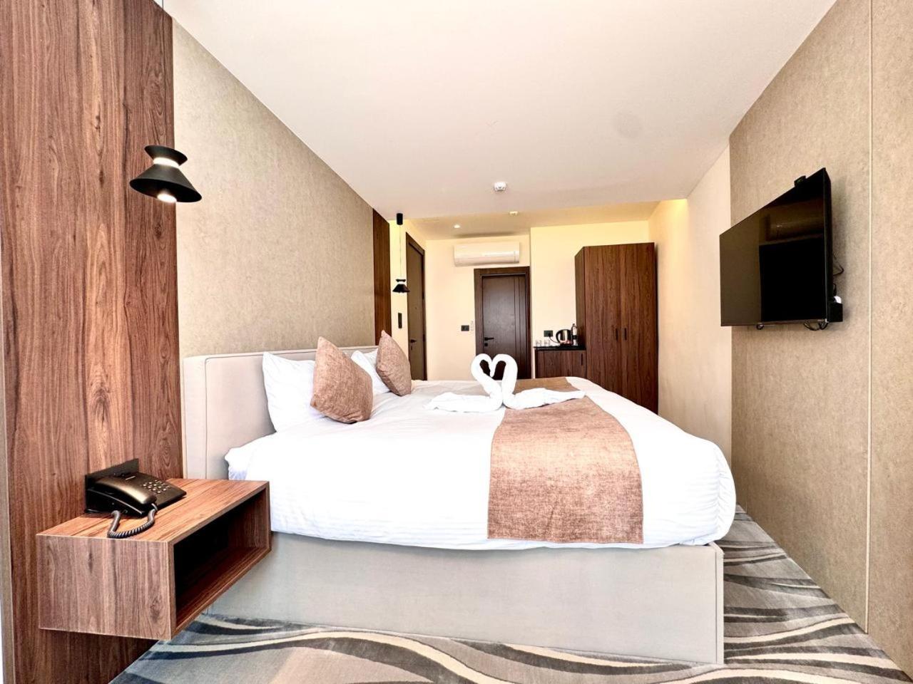 New Merryland Hotel Amman Exterior foto